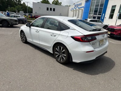 2024 Honda Civic Hatchback EX-L