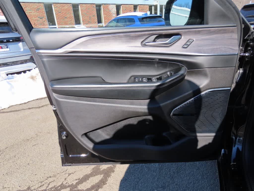 2021 Jeep Grand Cherokee L Overland