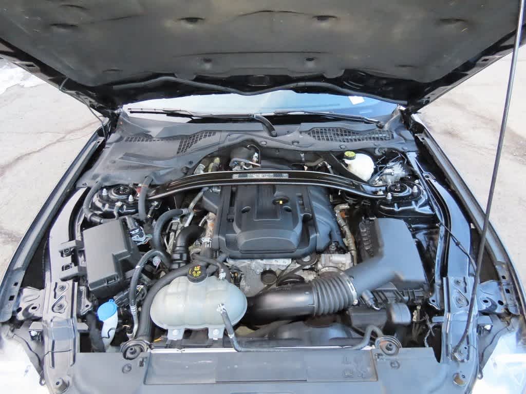 2020 Ford Mustang EcoBoost