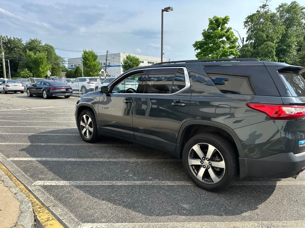 2020 Chevrolet Traverse LT Leather