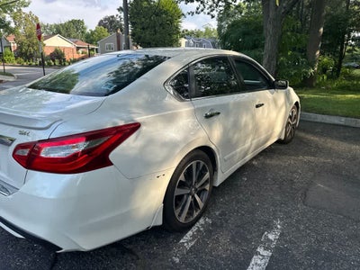 2016 Nissan Altima 2.5 SR