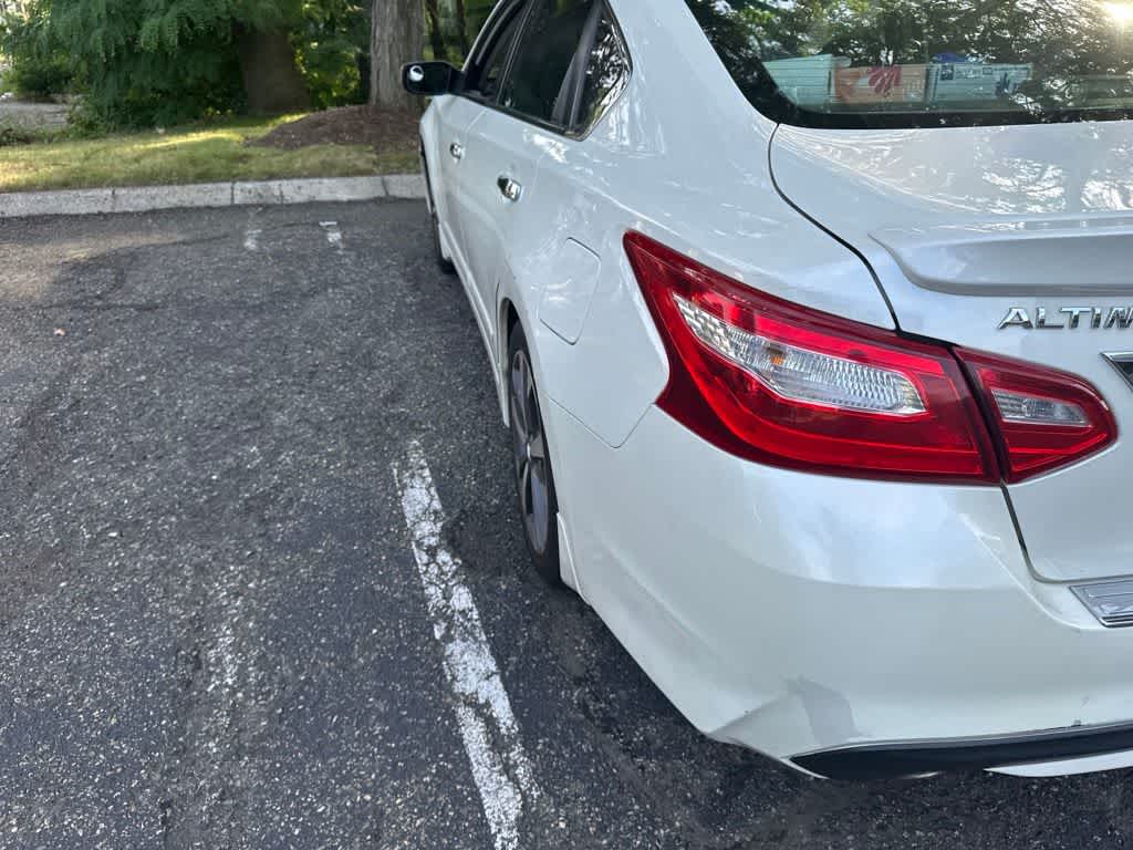 2016 Nissan Altima 2.5 SR