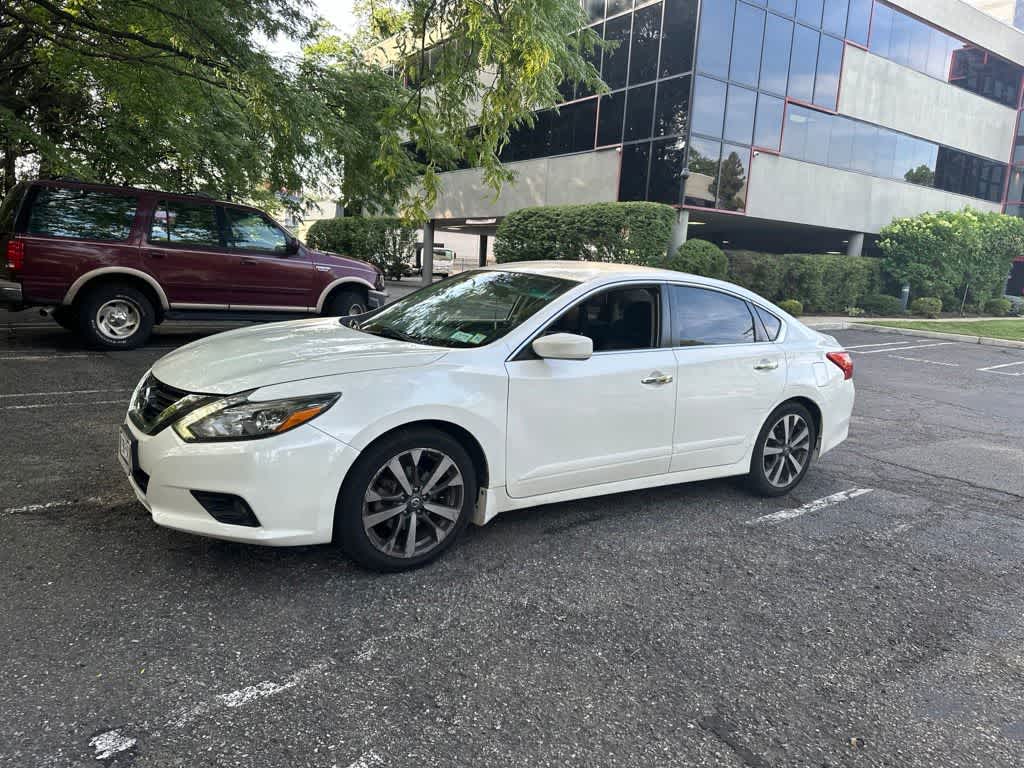 2016 Nissan Altima 2.5 SR