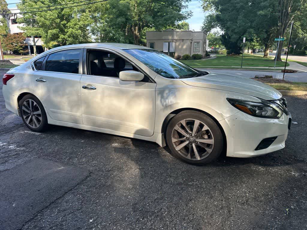 2016 Nissan Altima 2.5 SR