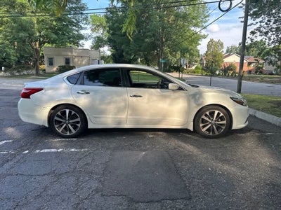 2016 Nissan Altima 2.5 SR