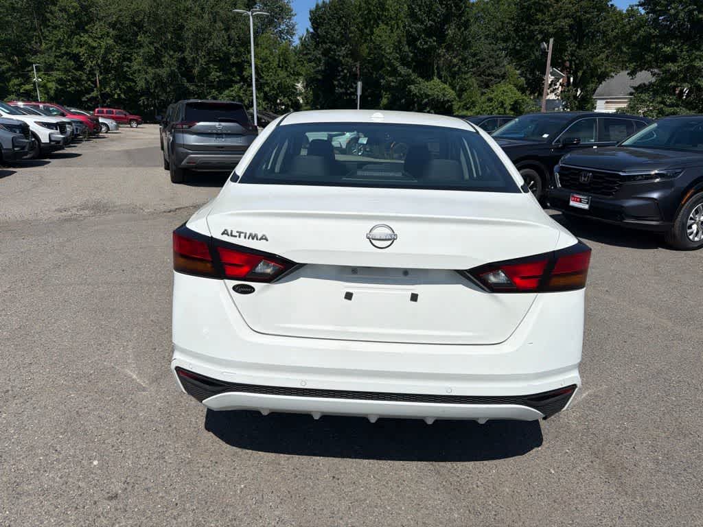 2025 Nissan Altima S