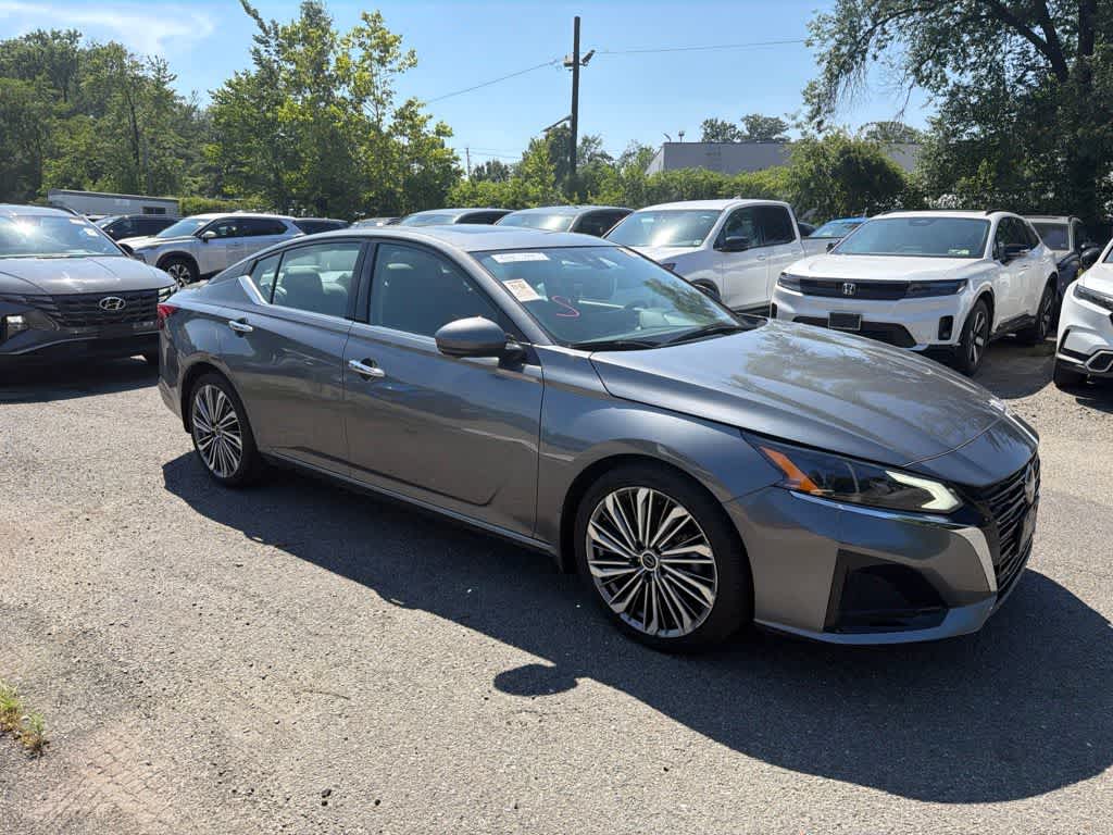 2023 Nissan Altima 2.5 SL
