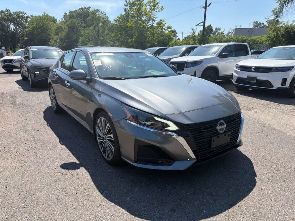 2023 Nissan Altima 2.5 SL