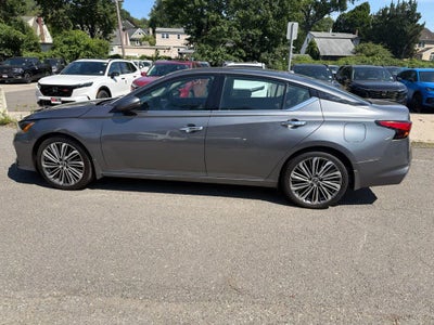 2023 Nissan Altima 2.5 SL