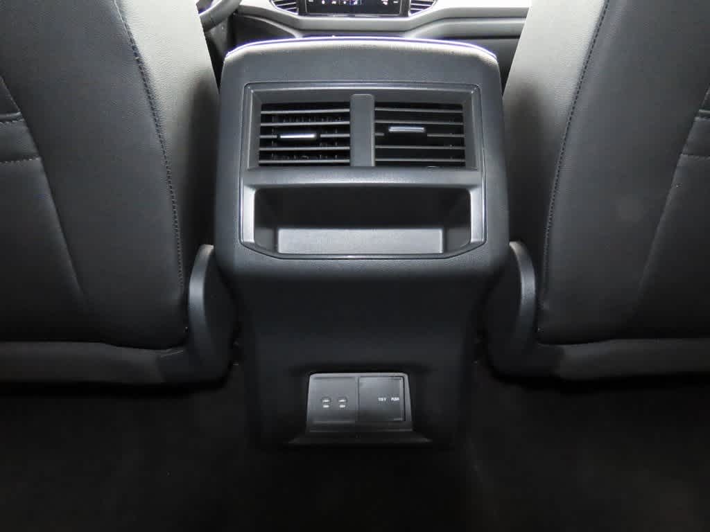 2023 Volkswagen Atlas Cross Sport 2.0T SE w/Technology