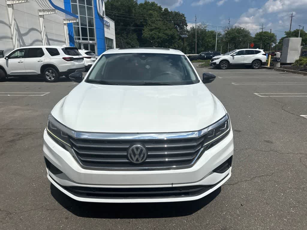2022 Volkswagen Passat 2.0T Limited Edition