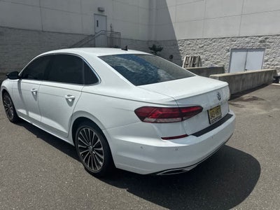 2022 Volkswagen Passat 2.0T Limited Edition
