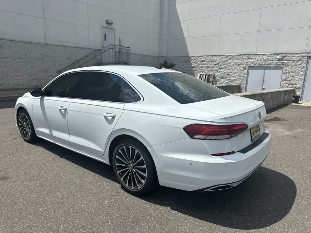 2022 Volkswagen Passat 2.0T Limited Edition