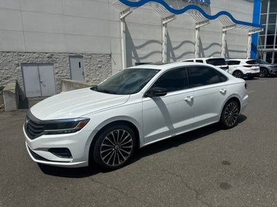 2022 Volkswagen Passat 2.0T Limited Edition