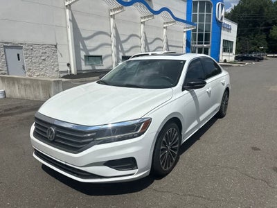 2022 Volkswagen Passat 2.0T Limited Edition