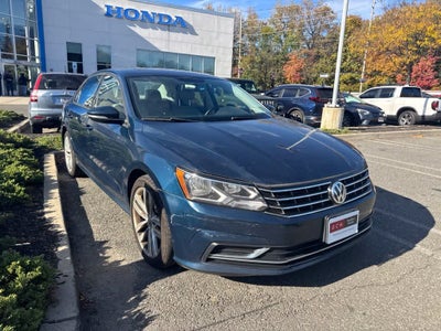 2019 Volkswagen Passat 2.0T Wolfsburg Edition