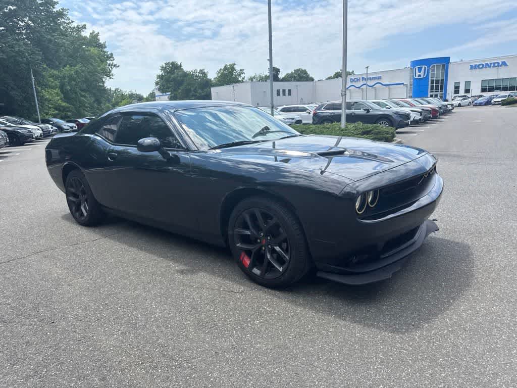 2020 Dodge Challenger SXT