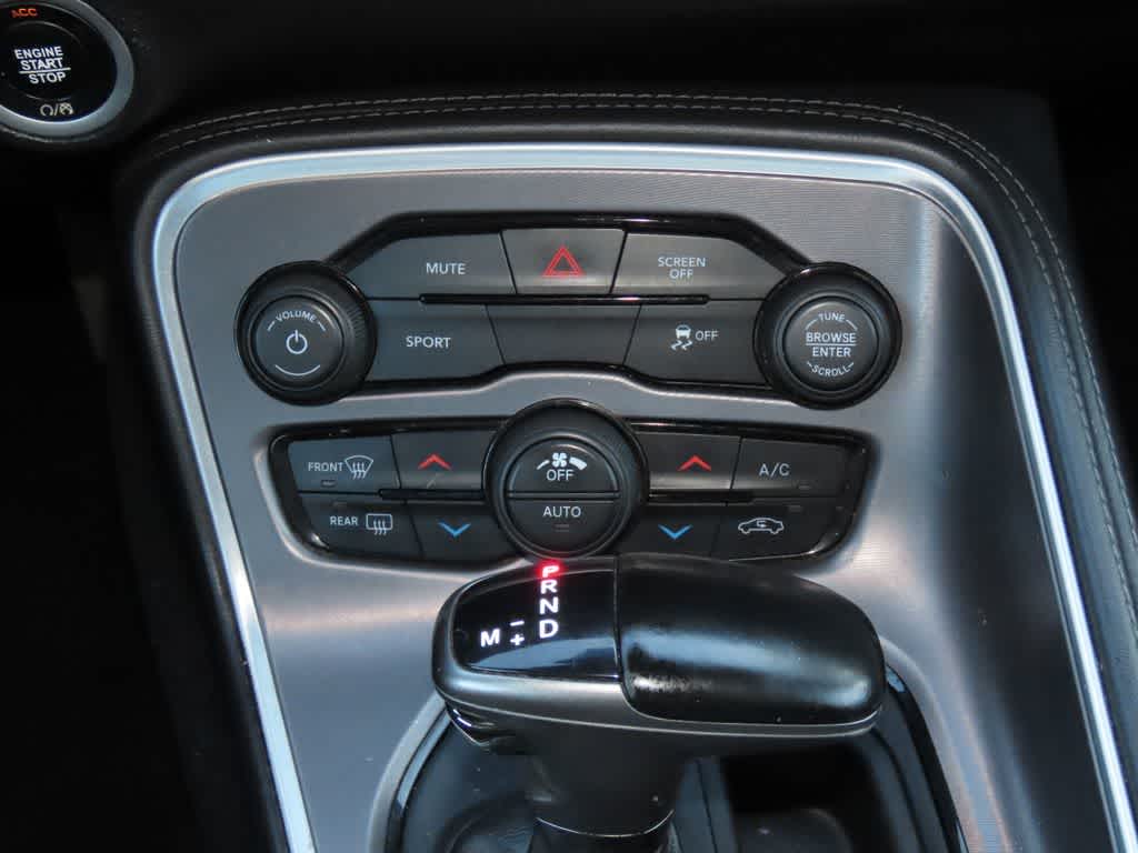 2019 Dodge Challenger SXT