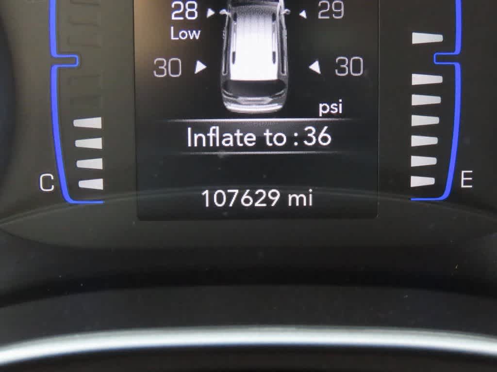 2021 Chrysler Voyager LXI