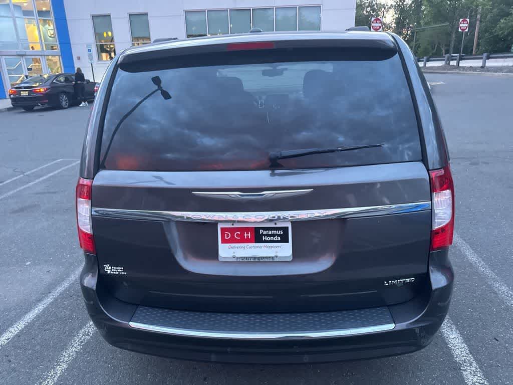 2016 Chrysler Town & Country Limited