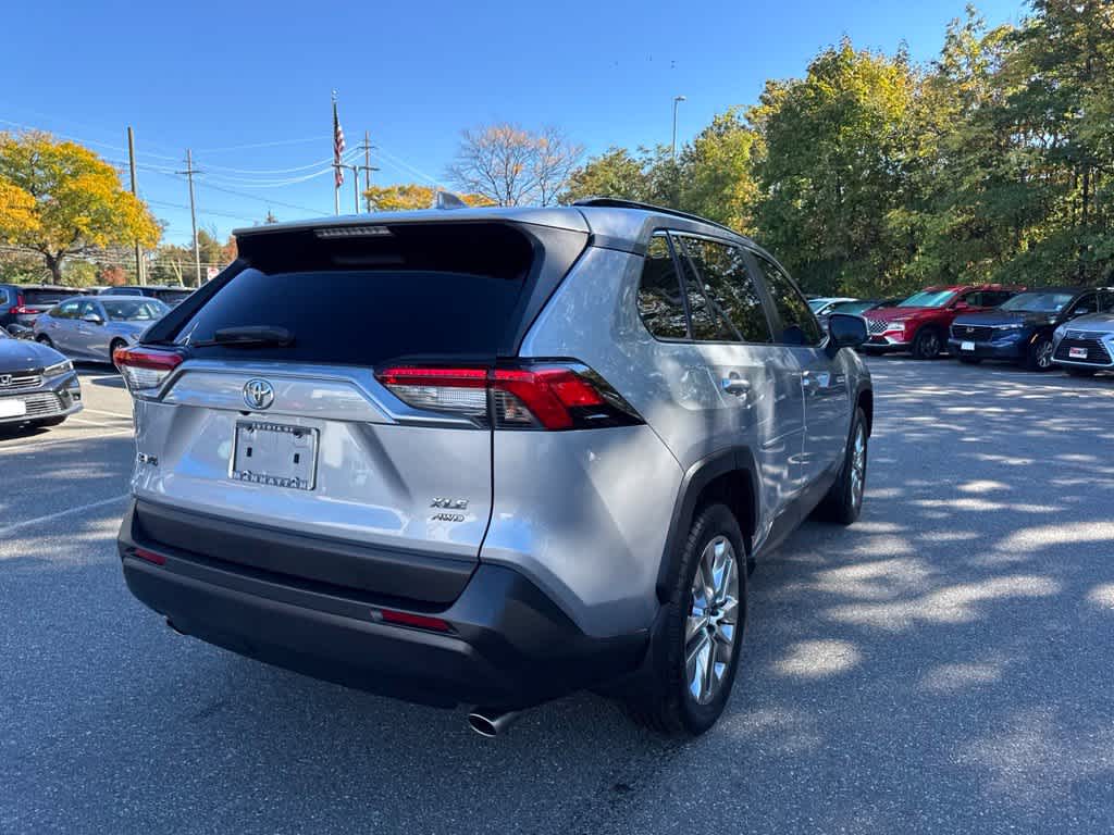 2019 Toyota RAV4 XLE Premium