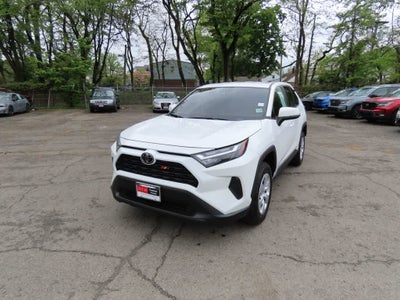 2025 Toyota RAV4 LE