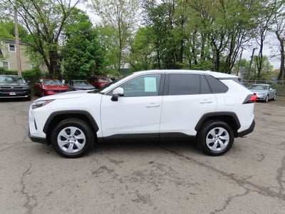 2025 Toyota RAV4 LE