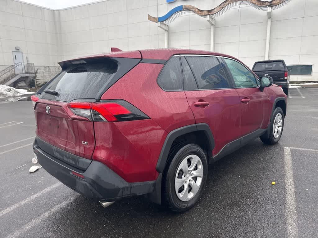 2023 Toyota RAV4 LE