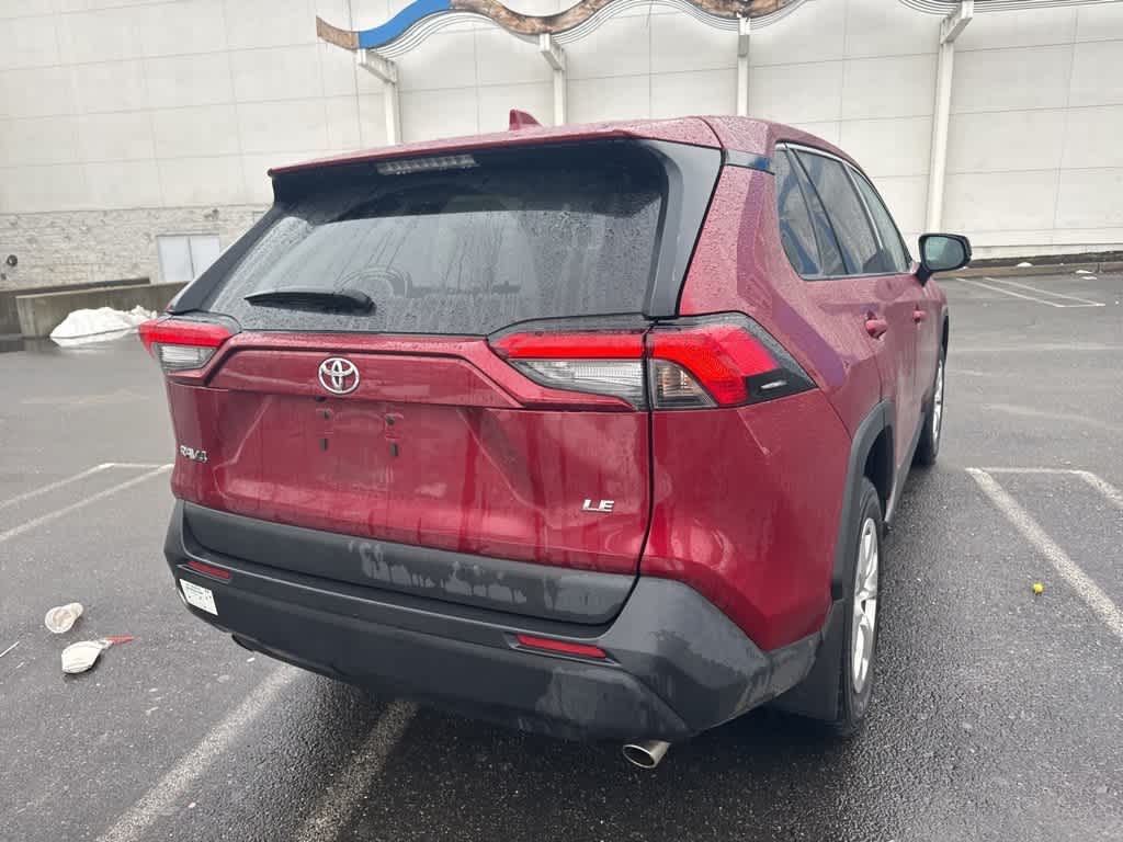 2023 Toyota RAV4 LE