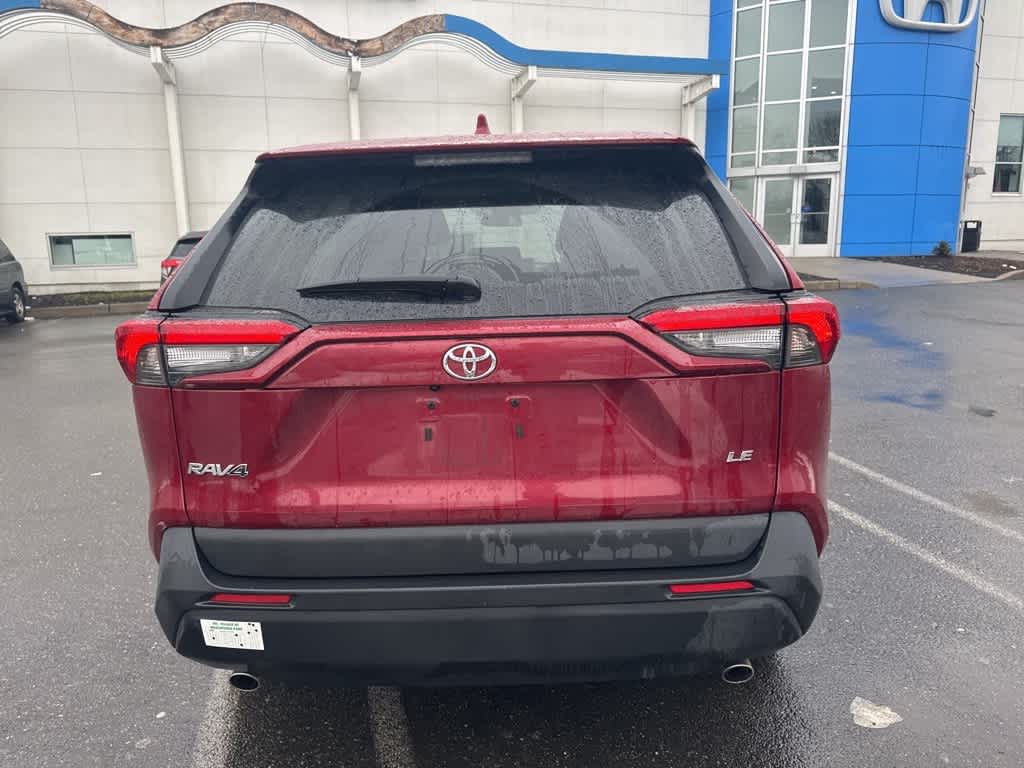 2023 Toyota RAV4 LE