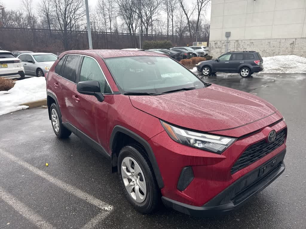2023 Toyota RAV4 LE