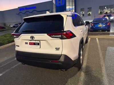 2021 Toyota RAV4 XLE