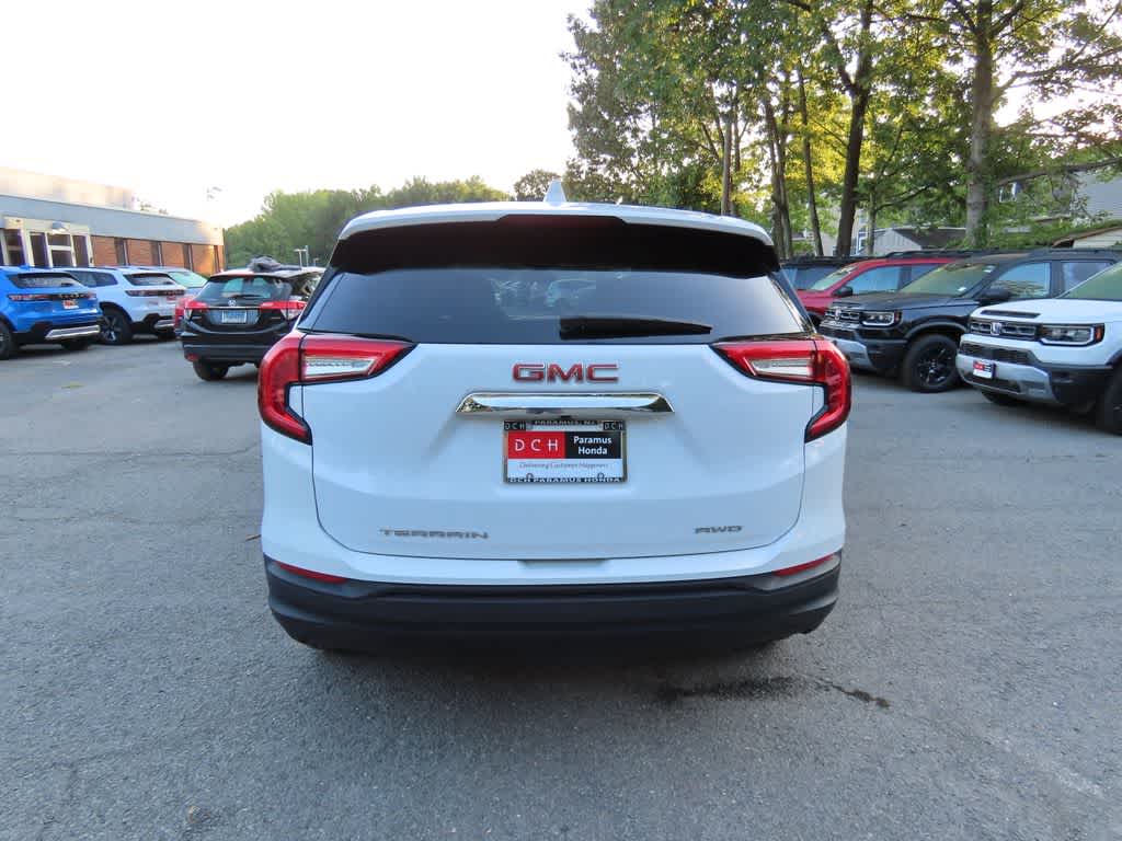 2024 GMC Terrain SLE