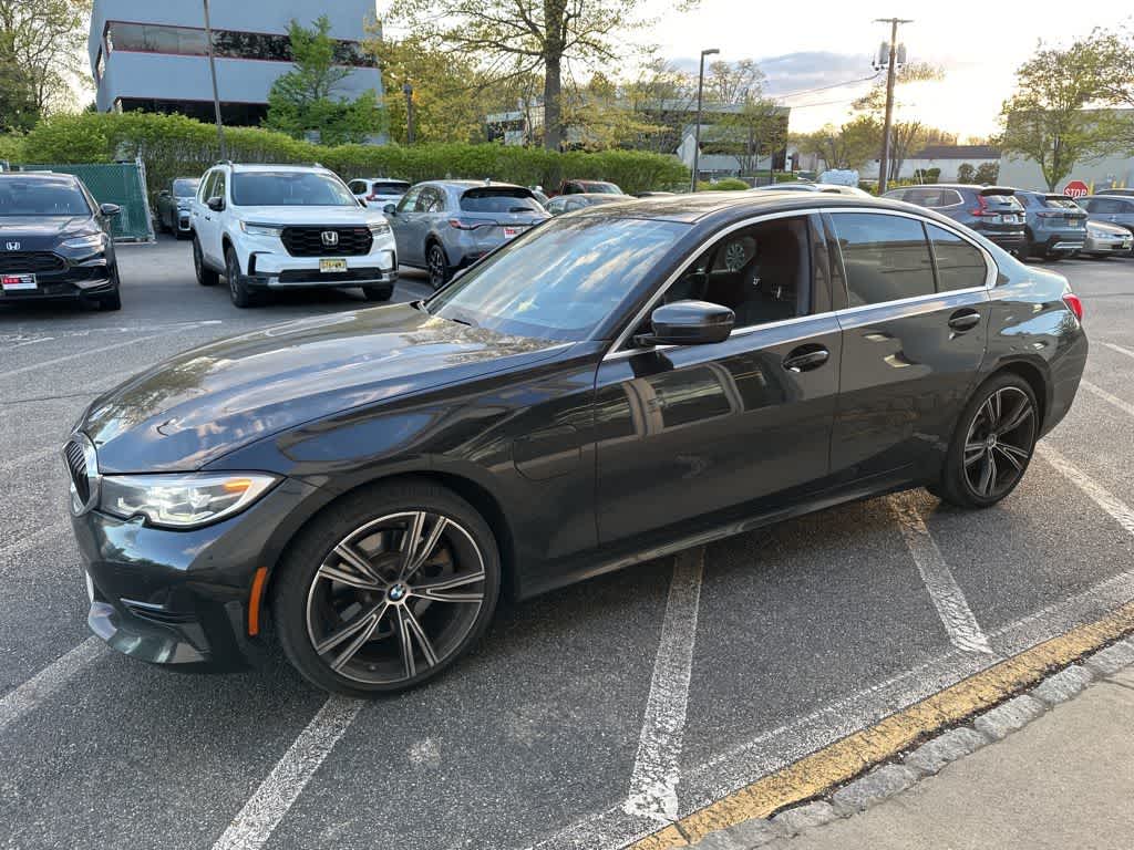 2021 BMW 330e xDrive 330e xDrive
