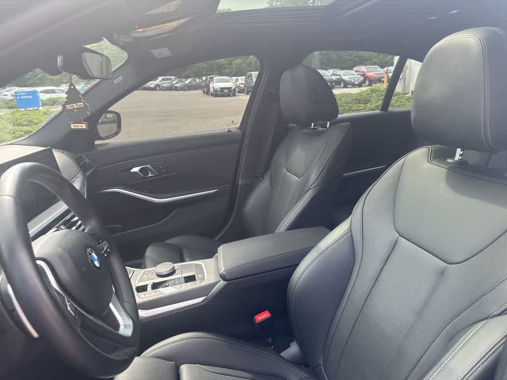 2024 BMW 330i 330i
