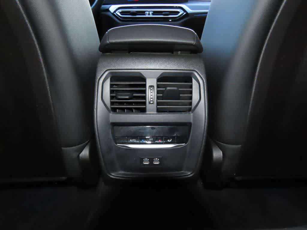 2024 BMW 330i 330i