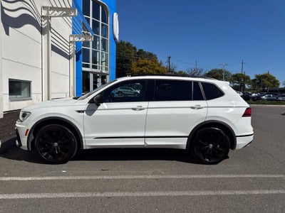 2021 Volkswagen Tiguan SE R-Line Black