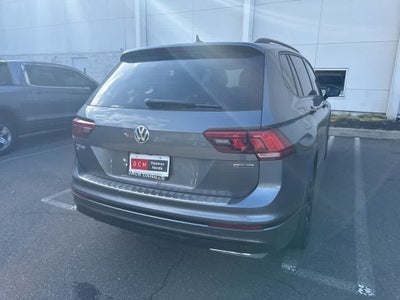 2021 Volkswagen Tiguan SE R-Line Black