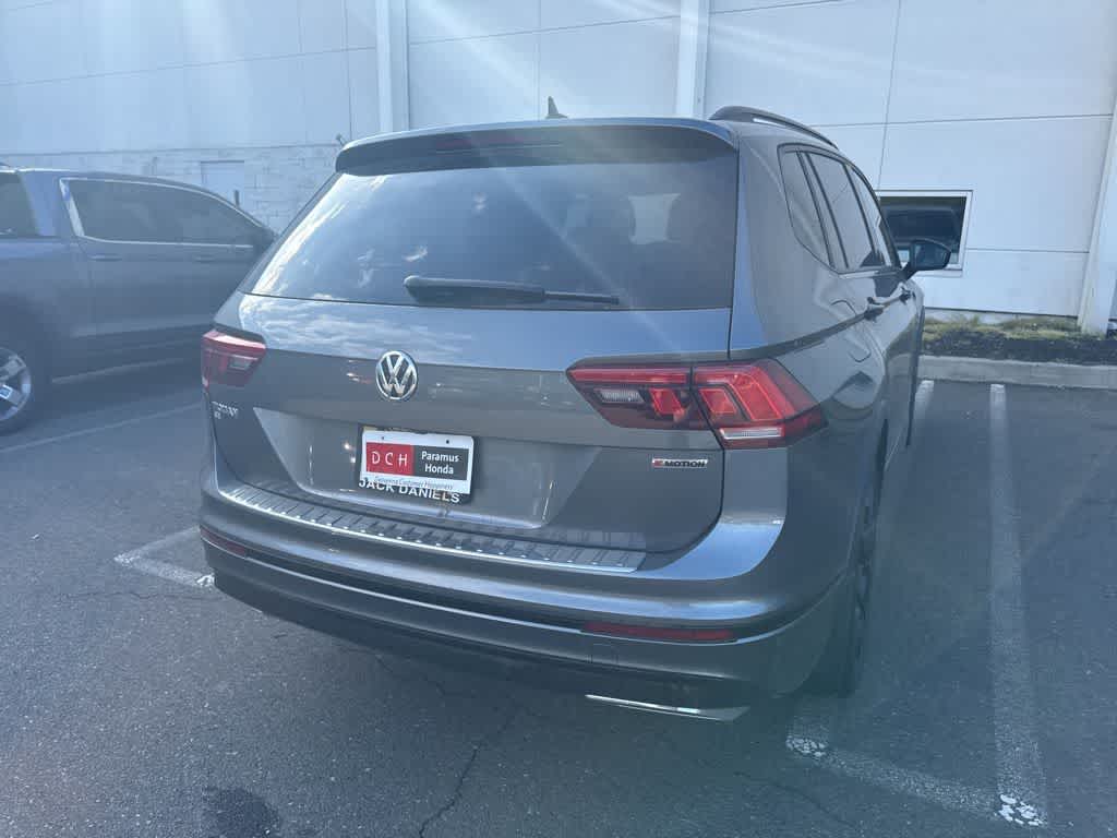 2021 Volkswagen Tiguan SE R-Line Black