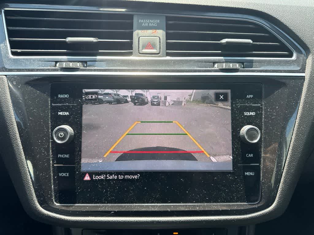 2022 Volkswagen Tiguan SE R-Line Black
