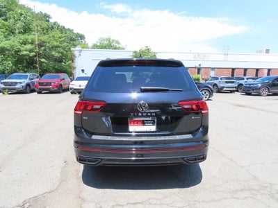 2022 Volkswagen Tiguan SE R-Line Black
