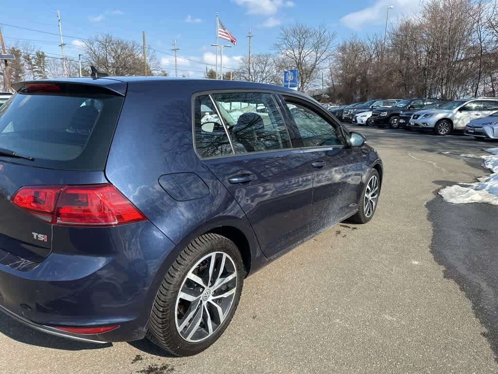 2016 Volkswagen Golf TSI SE
