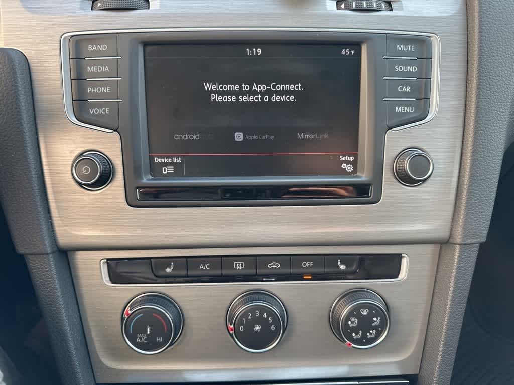 2016 Volkswagen Golf TSI SE