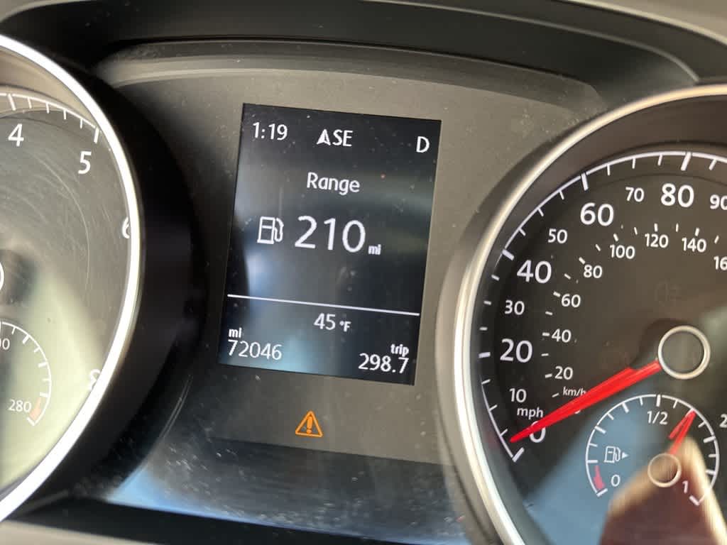 2016 Volkswagen Golf TSI SE