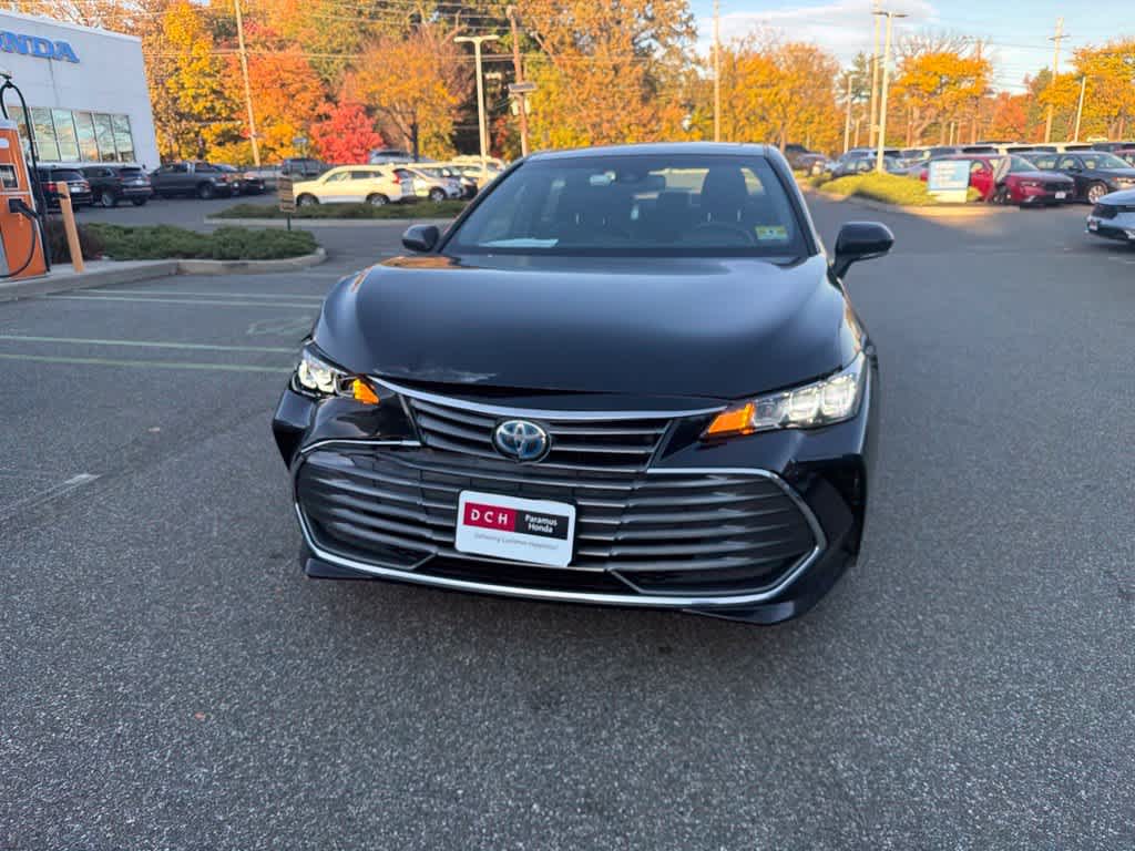 2021 Toyota Avalon Hybrid XLE