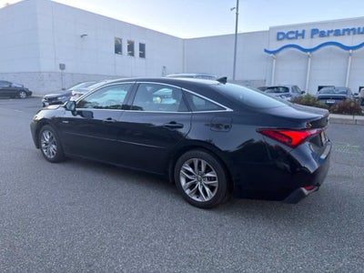 2021 Toyota Avalon Hybrid XLE