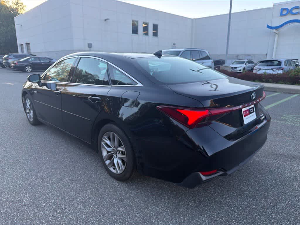 2021 Toyota Avalon Hybrid XLE