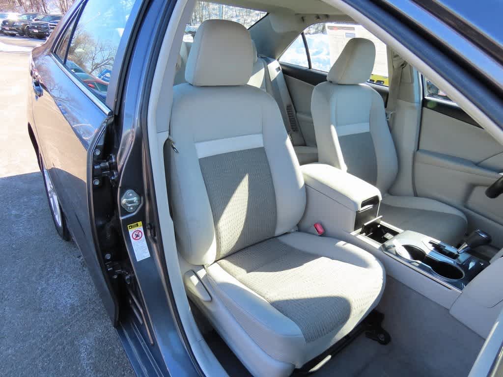 2014 Toyota Camry Hybrid XLE