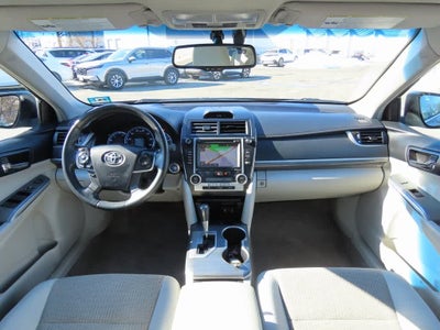 2014 Toyota Camry Hybrid XLE