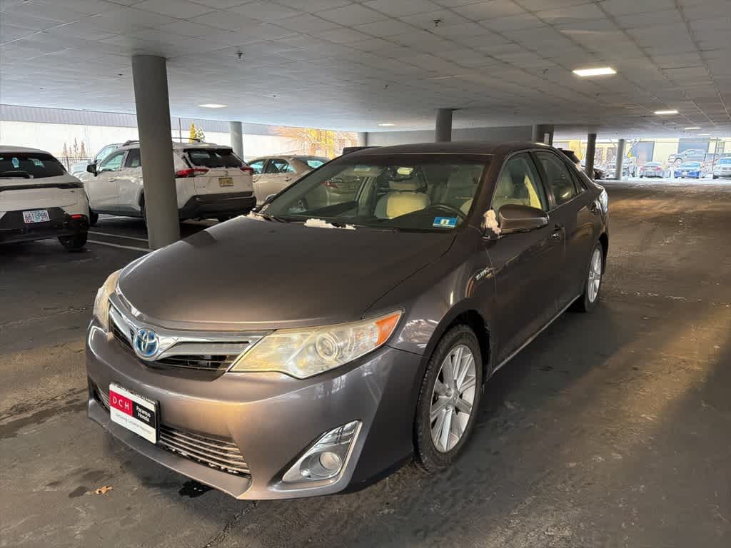 2014 Toyota Camry Hybrid XLE